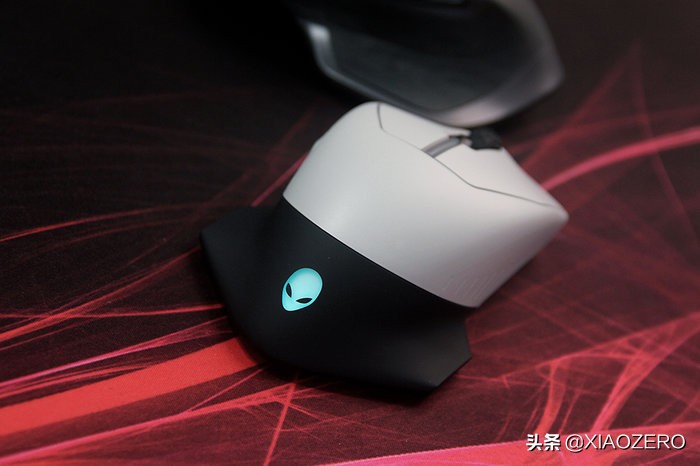 没有什么桌面几点零,折腾不止的电脑桌面好物分享