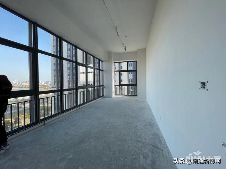 只剩最后一栋楼没修会烂尾吗,星光域公寓出售