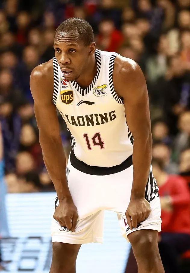 后卫cba新秀,后卫选秀状元