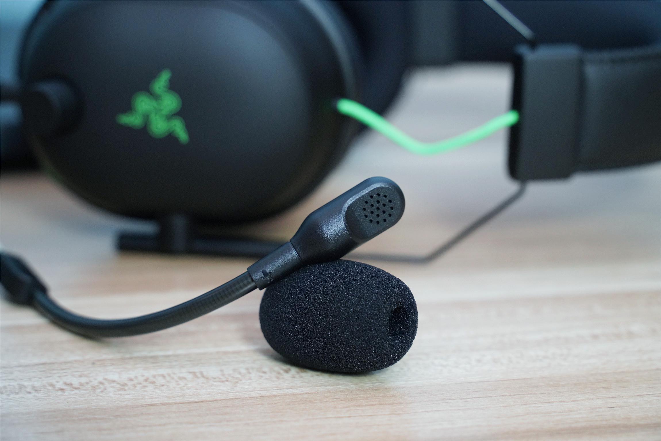 雷蛇旋风黑鲨v2电竞耳机上手,razer雷蛇旋风黑鲨v2x头戴式打csgo