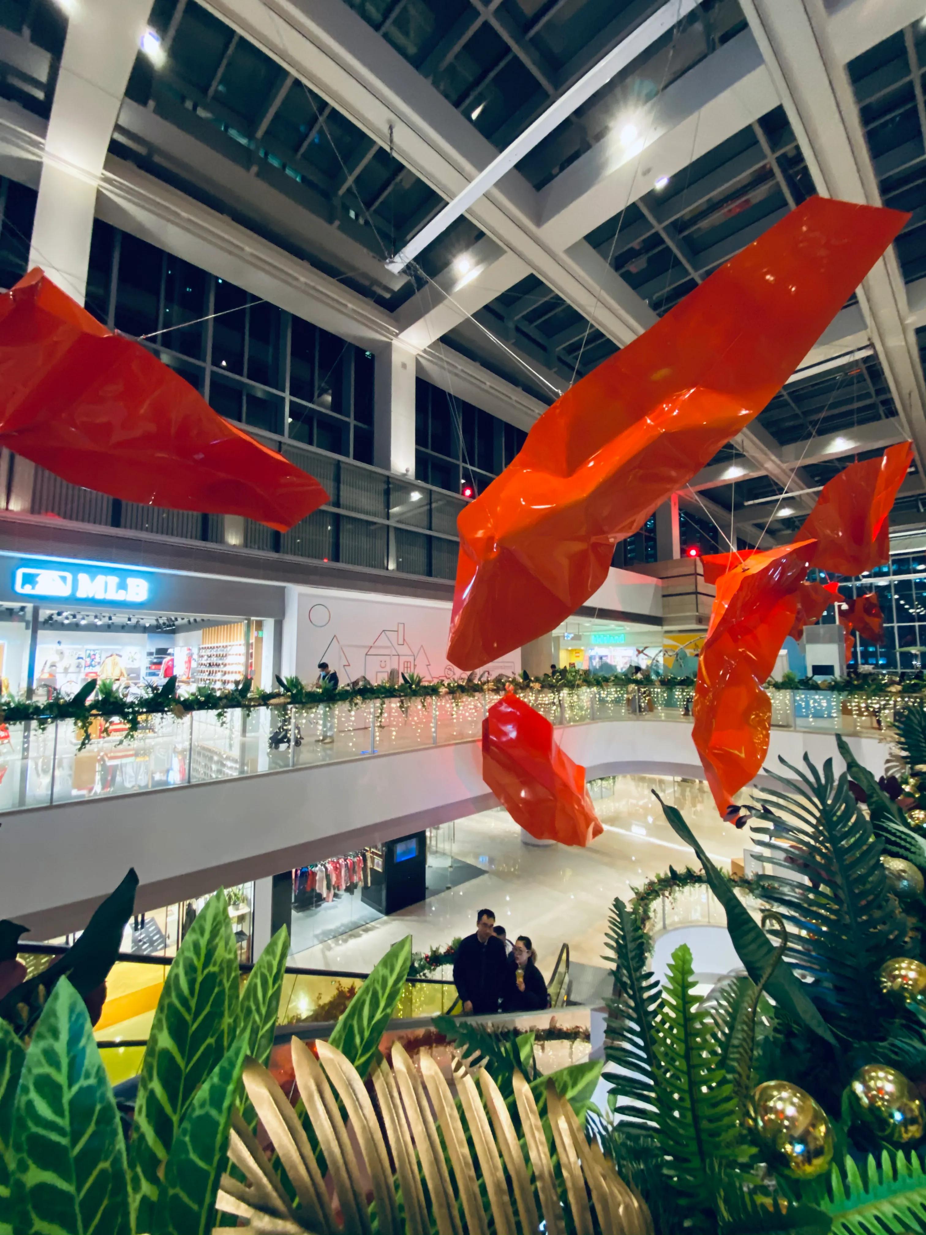 涓婃捣闈欏畨鍢夐噷涓績鏀荤暐,涓婃捣闈欏畨鍢夐噷涓績鍟嗗満