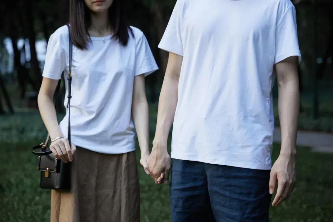 纯棉重磅t恤越洗越好穿,夏天耐穿好洗的t恤