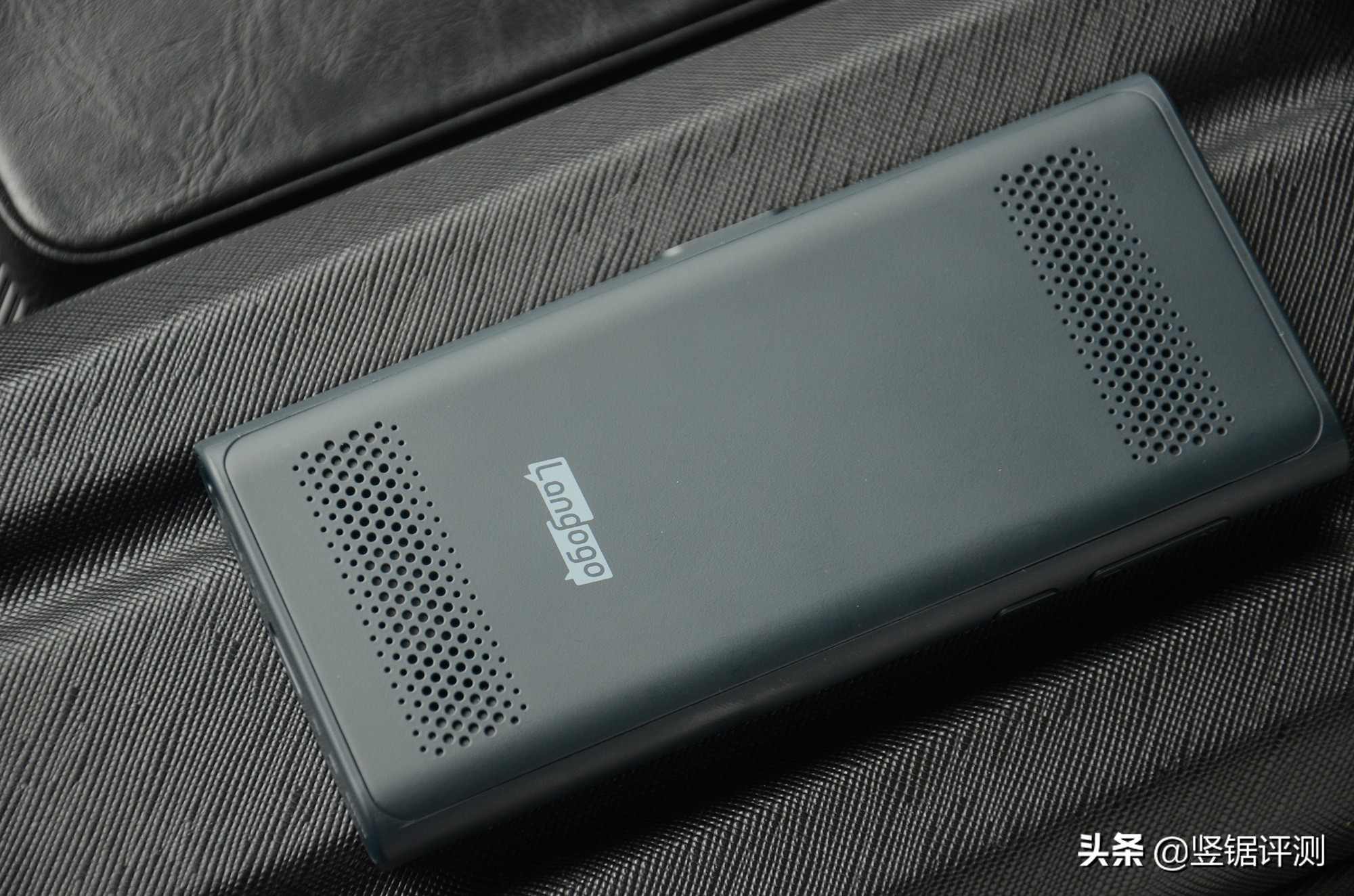 小米自带ai翻译器,小米智能AI翻译机