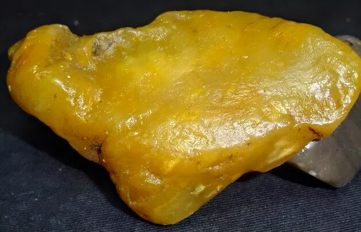 玩家注意！市场上多用寿山溪管田充当寿山田黄石售卖