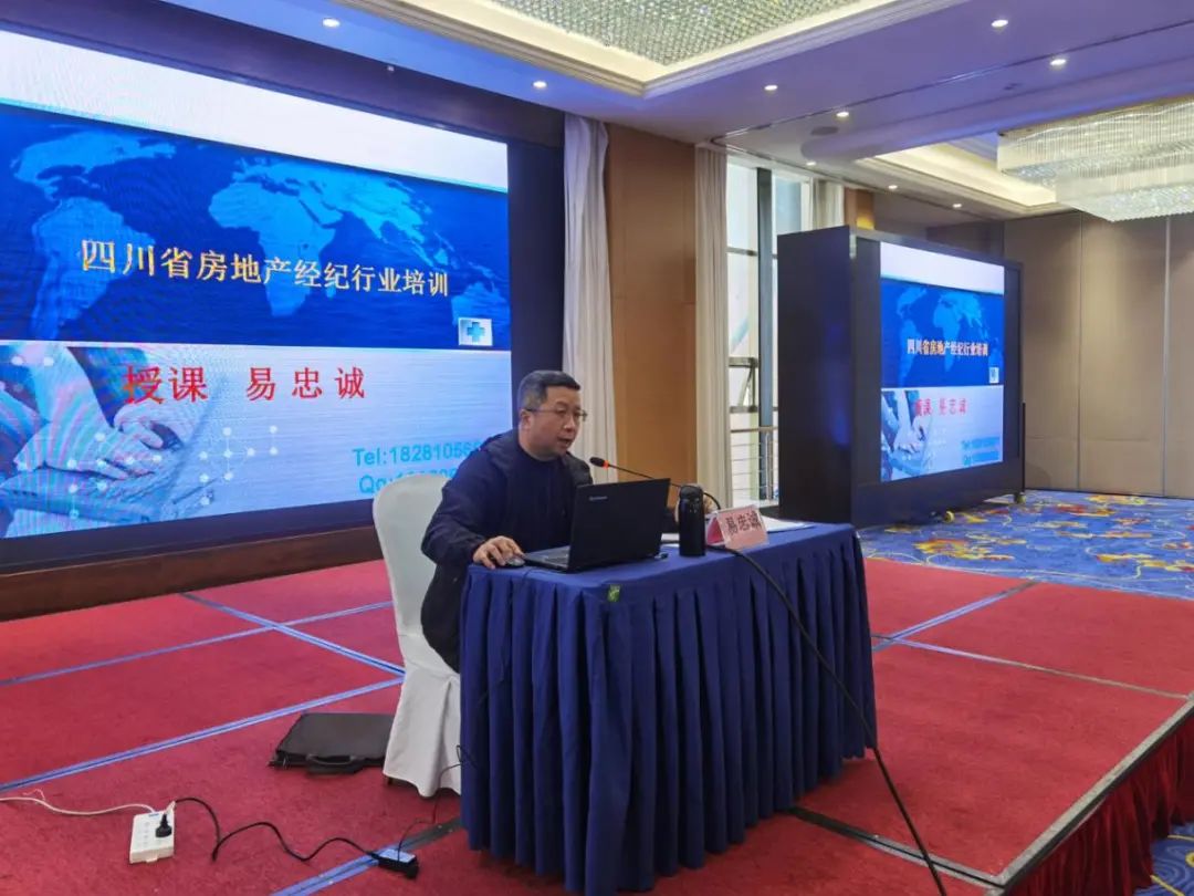 浠婃棩瑙嗙偣涔愬北,浠婃棩瑙嗙偣鏍忕洰鍥涘窛