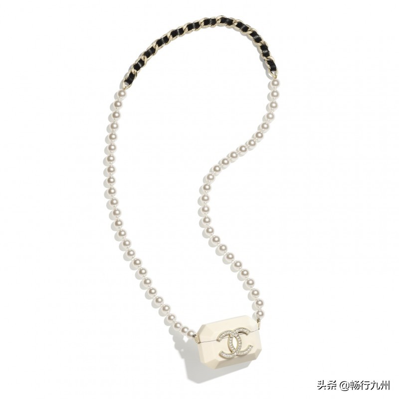 chanel香奈儿2023年新款,chanel香奈儿水钻包包