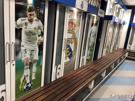 开手波等30个红灯，飞十几小时到万达看场欧冠，哪样更酸爽？