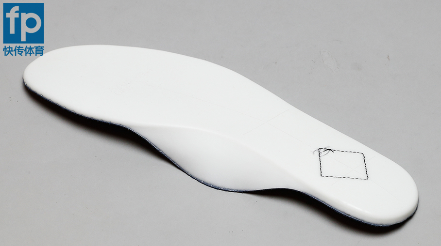 zoomlebronnxxt娴嬭瘎,zoomlebron3鎷嗚В