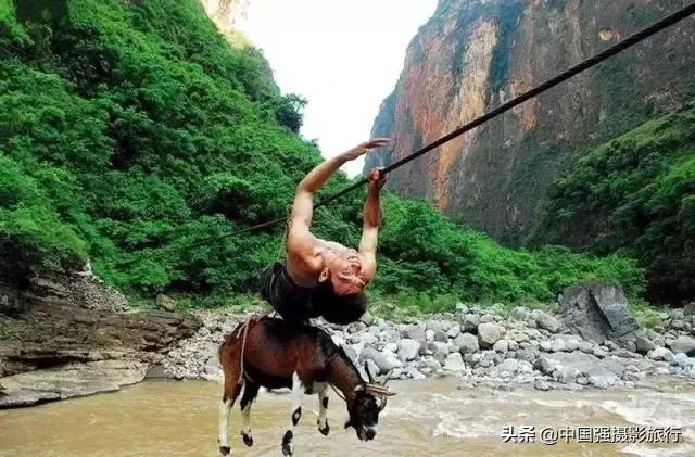 全世界最美的高速公路,世界公认的5个绝美公路