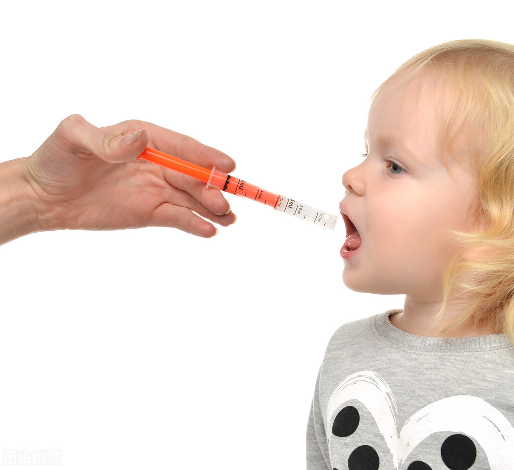 孩子高烧不退已经吃了4次布洛芬,孩子高烧吃了药一直没退烧怎么办