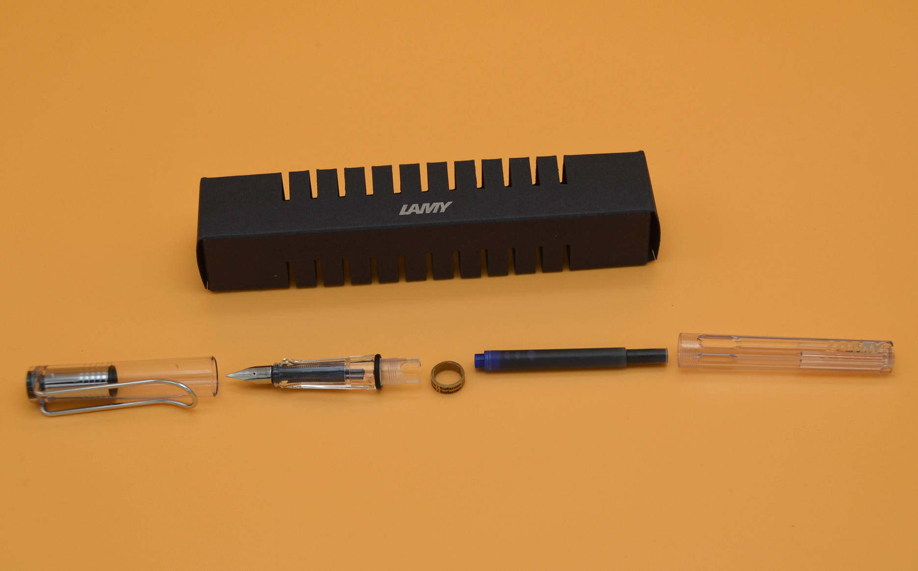 lamy凌美笔如何吸墨,lamy凌美尖墨水笔怎么样