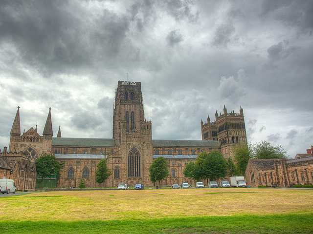 英国的大学哪个难考,英国的211大学