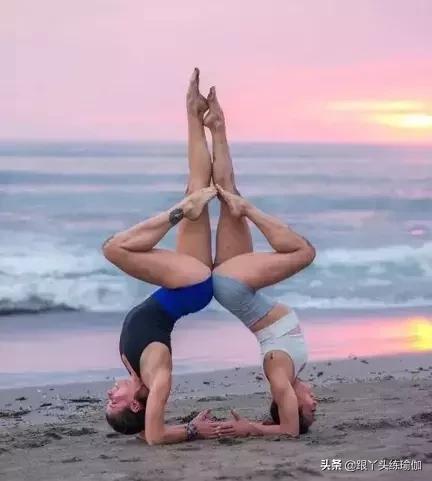 瑜伽练习中如何做到正确“收腹”，启动“核心”力量呢？