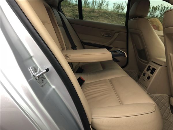 2009宝马320i车况,老款宝马320i二手车