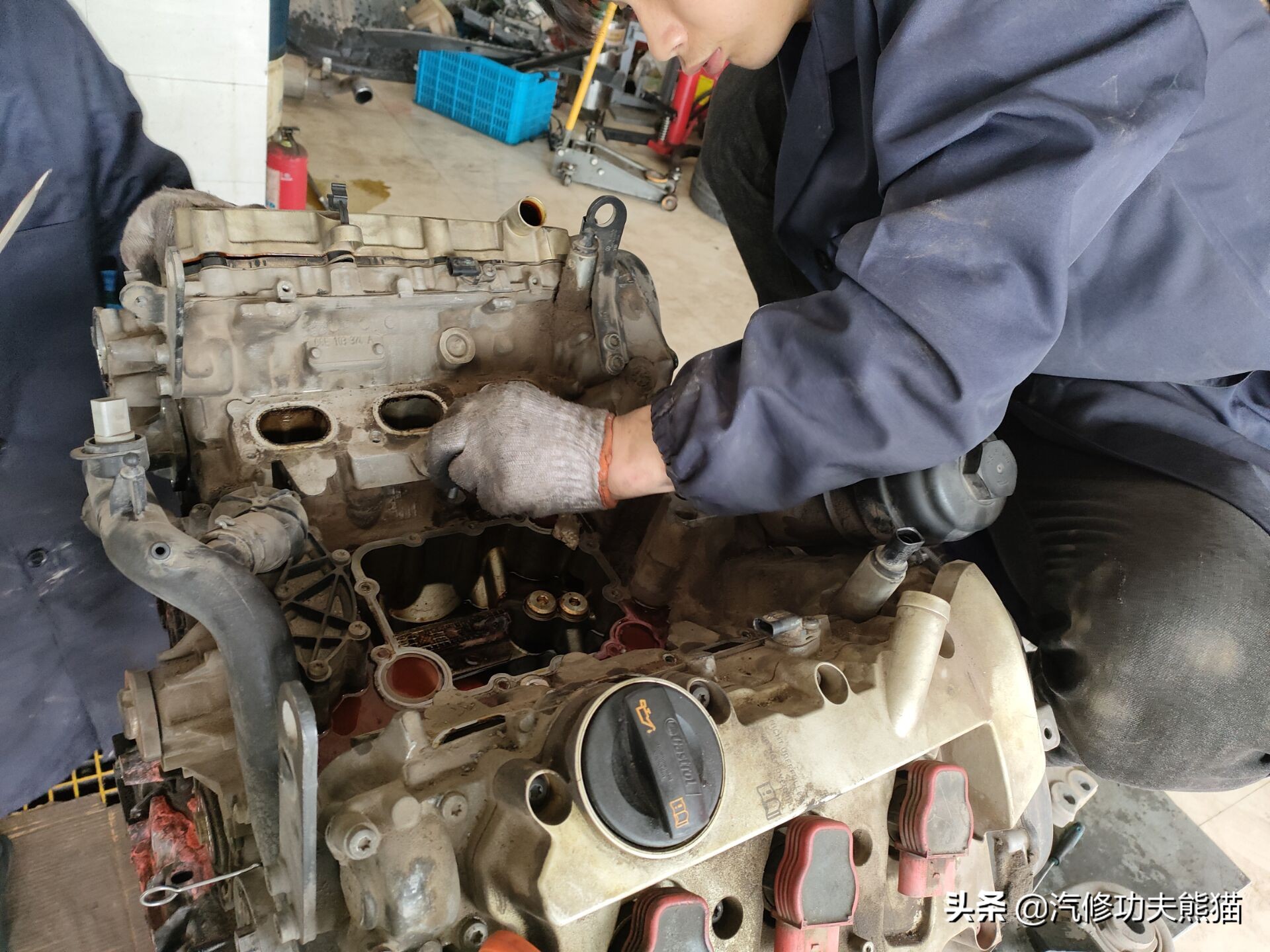 08款奥迪a6l手动挡2.0t烧机油么,09款奥迪a6l2.4烧机油怎么解决