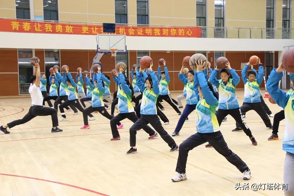 体育教师学期总结8篇文章,体育老师学期结束个人总结