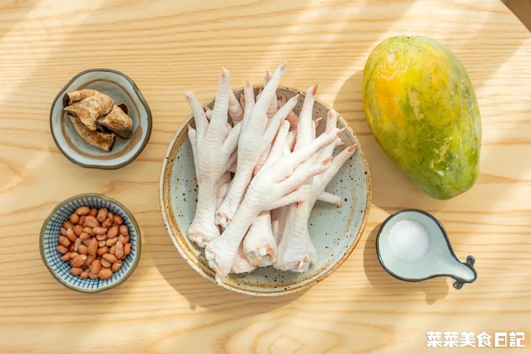 这一碗又润又美，电饭煲一键搞定！比敷面膜还管用