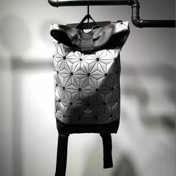 推荐几款实用的双肩包,又实用又好看的双肩包