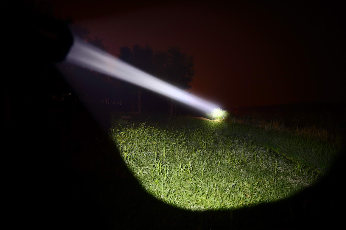 千米金箍棒OLIGHTWARRIOR武士XTurbo评测超级远射桶评测