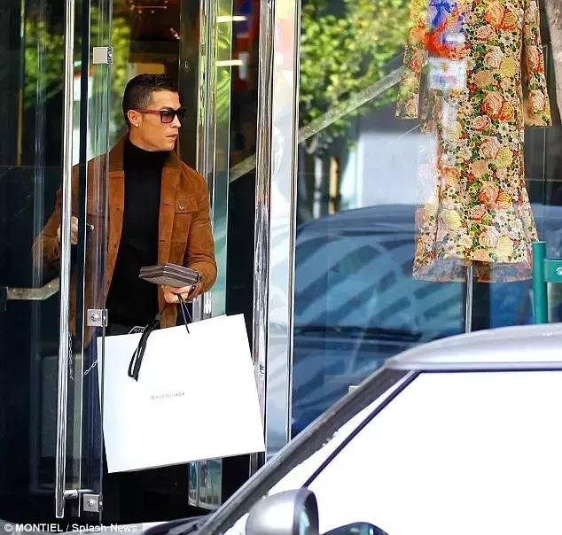 不输第一美臀，乔妹是靠它俘获C罗的心？