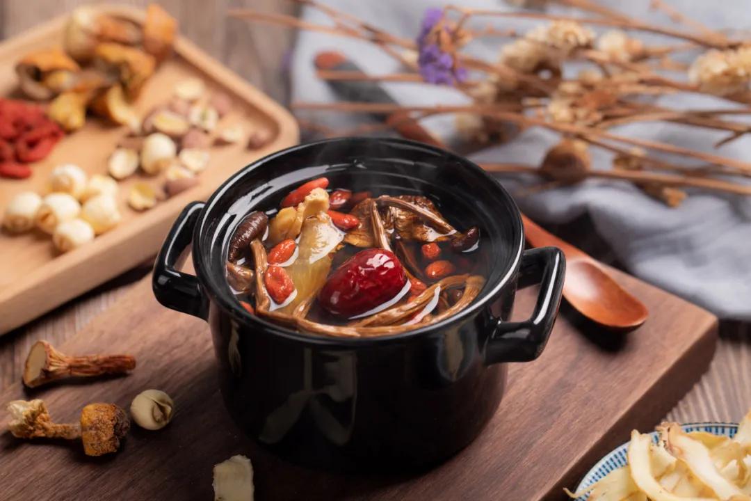 保卫祖国的战士受伤了怎么办,保卫战士