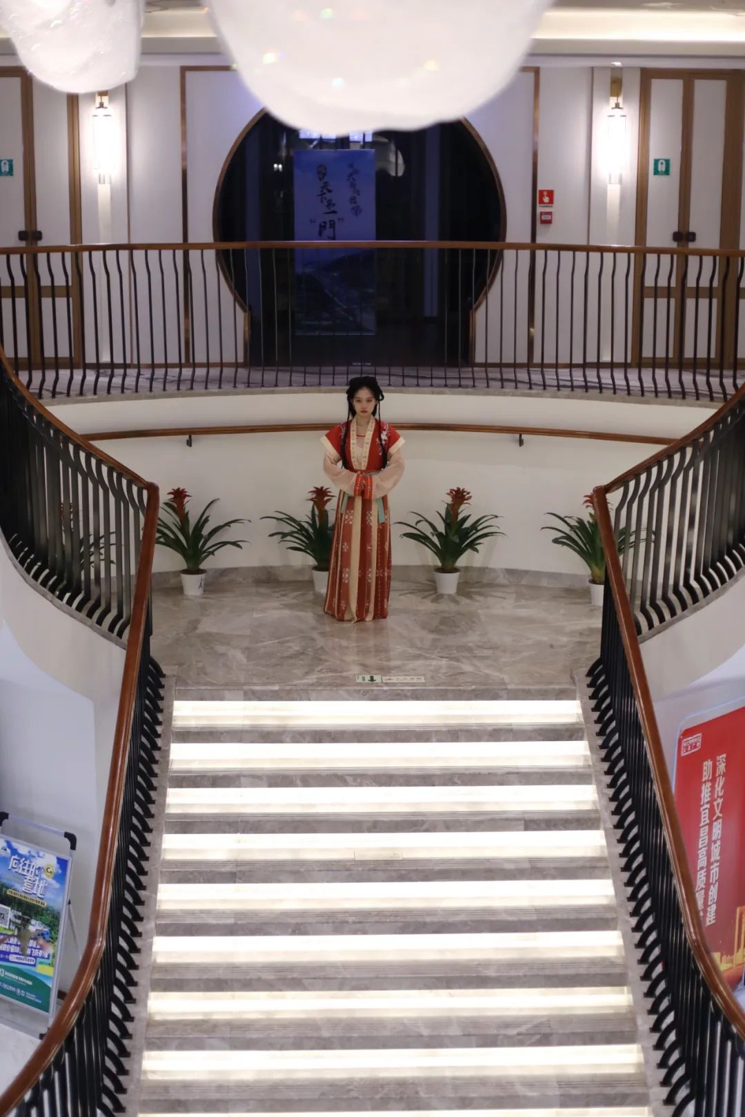 宜昌葛洲坝游玩攻略,湖北宜昌长江三峡夜游攻略