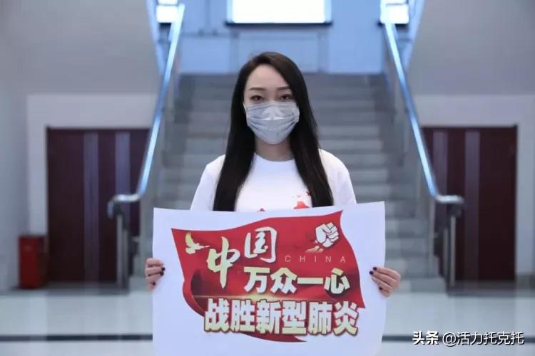 白衣礼赞致敬最美逆行者,致敬逆行者礼赞劳动者