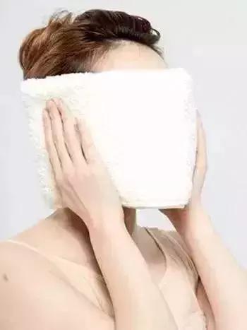 毛孔粗大收缩毛孔最有效的方法,毛孔粗大收缩毛孔最快有效的方法