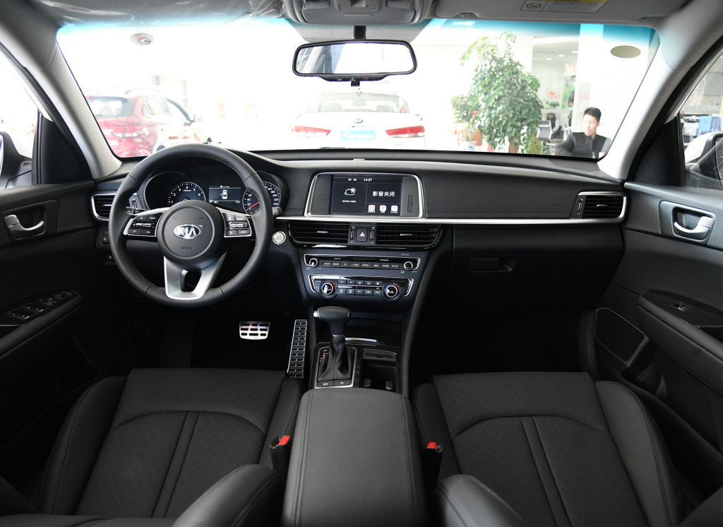 全新起亚k5现在还值得购买吗,起亚k52014款2.0tatt-premium