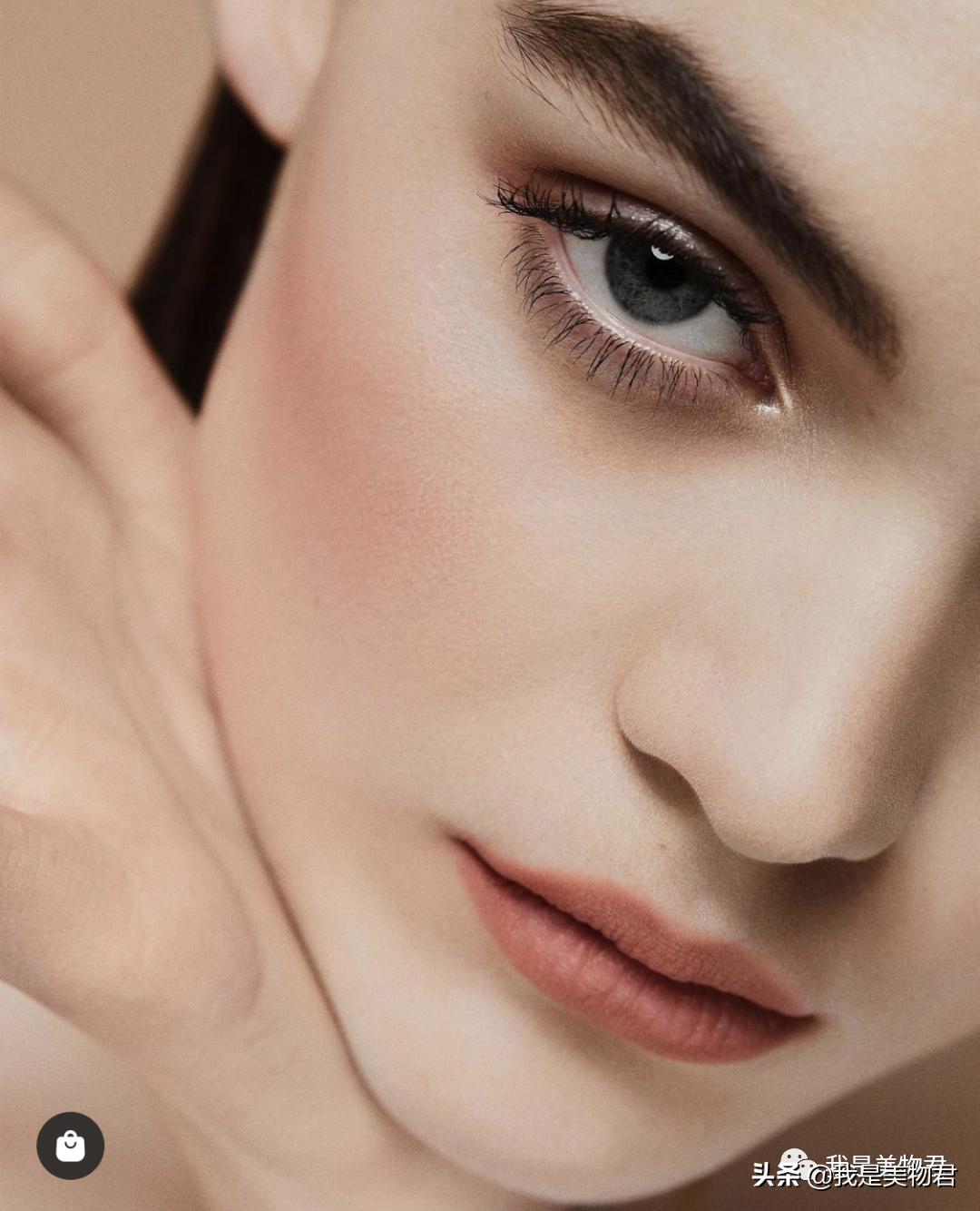 巴宝莉不走寻常的服装,巴宝莉潮流服装