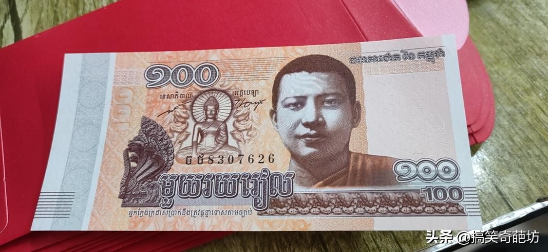 邻居家门口弄了一只狮子,门口挂什么能镇住对门口的狮子