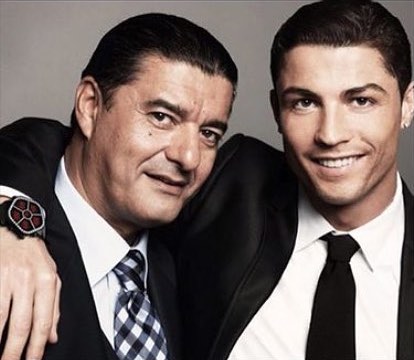 腕表融汇精湛制表技艺,杰克宝玫瑰金黑水晶腕表