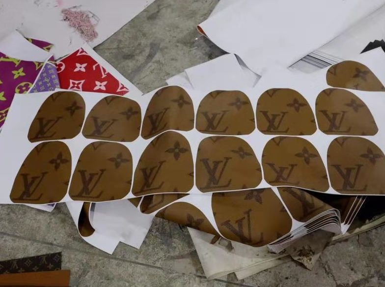 多种假奢侈品流入迪拜,迪拜奢侈品假货泛滥成灾