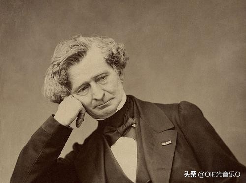 被关在图书馆中的“乐痴”