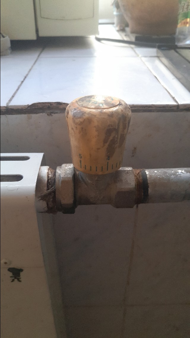 暖气片阀门维修,维修暖气片价格表