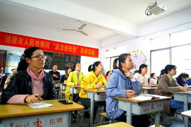 小学班主任涉性侵女学生被批捕,班主任性侵女学生被判刑后续