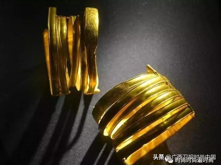 手镯是用石头搞出来的吗,手镯创造灵感