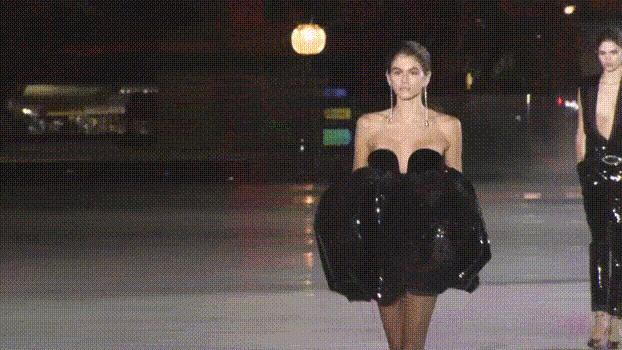 超模走秀气场炸裂卡点,超模穿衣秀