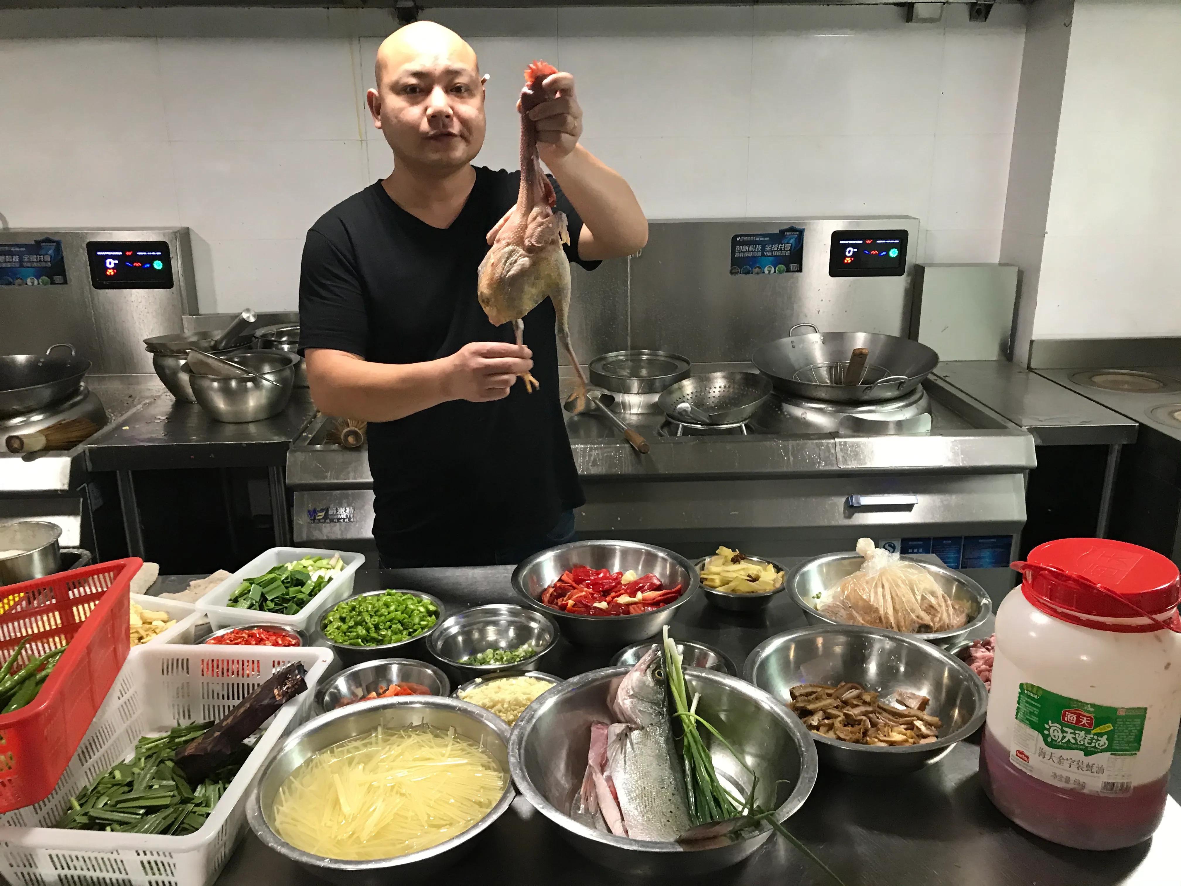 为什么饭店厨师不自己开饭店,为什么厨师开店大部分都不成功