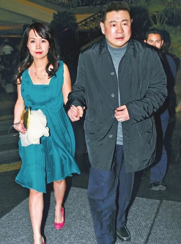 吕丽君回到大刘身边了吗,吕丽君为什么离开刘銮雄