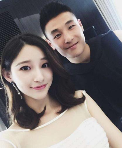 她是中国体坛最美台球女神,她是中国最美篮球主持人