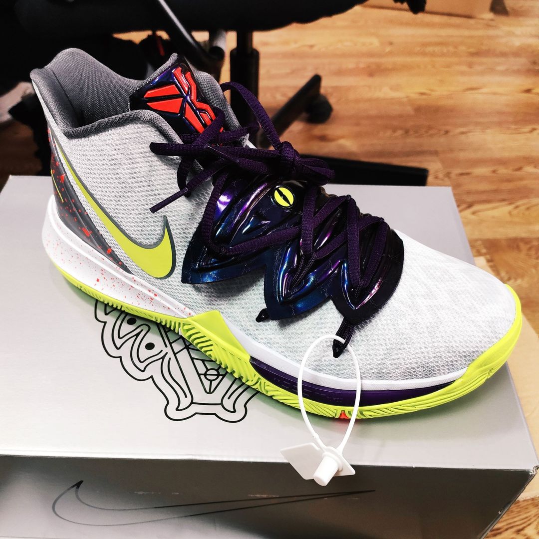 欧文5ufo配色,欧文5埃及之眼会发光么