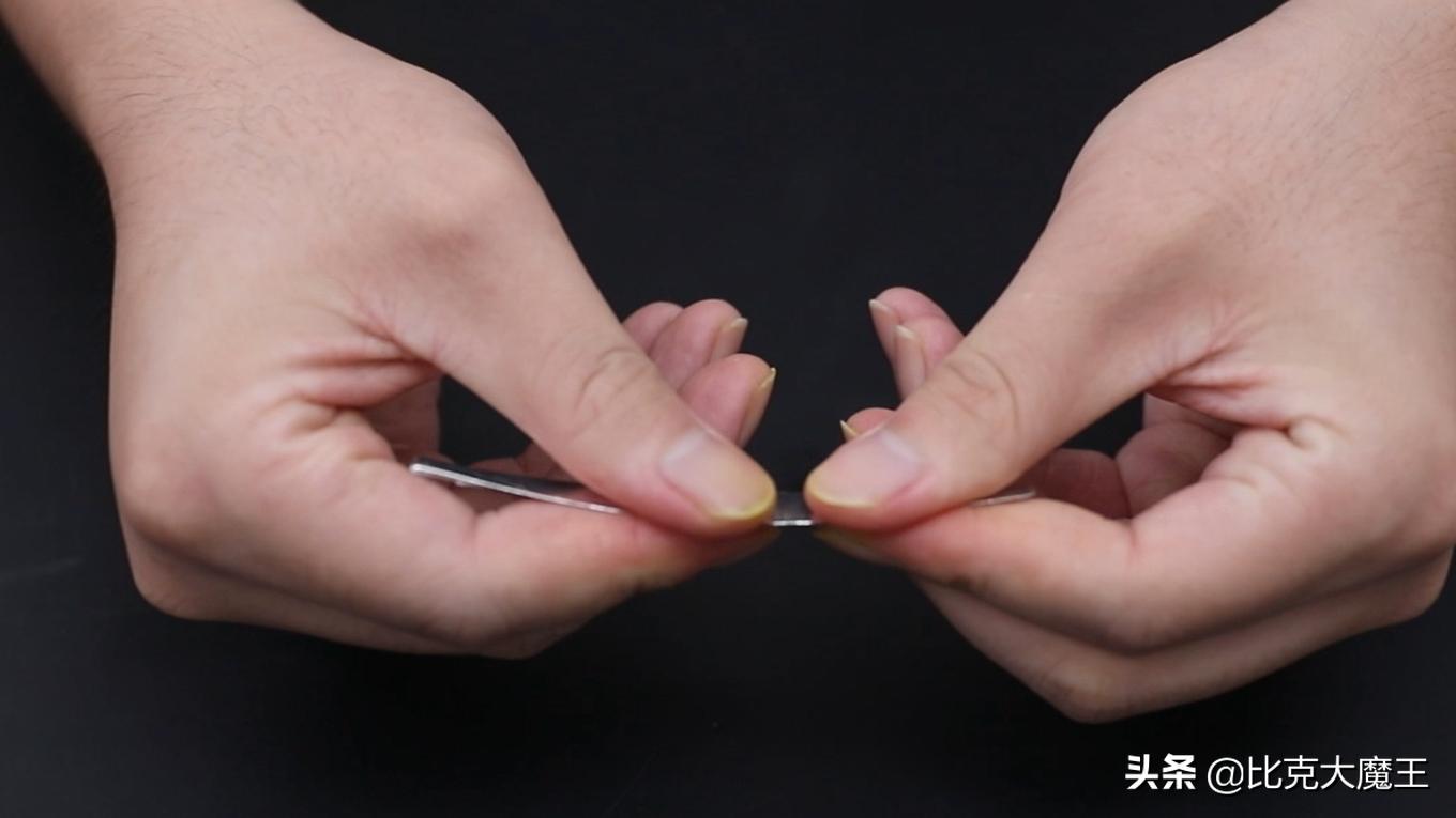 衣服拉链坏了怎么修补最好,衣服拉链坏了别花钱修