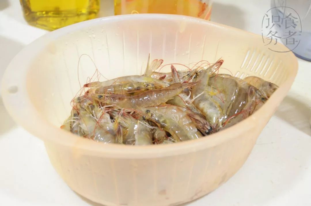 最地道的港式鲜虾云吞的做法,港式鲜虾云吞汤底不够鲜什么问题