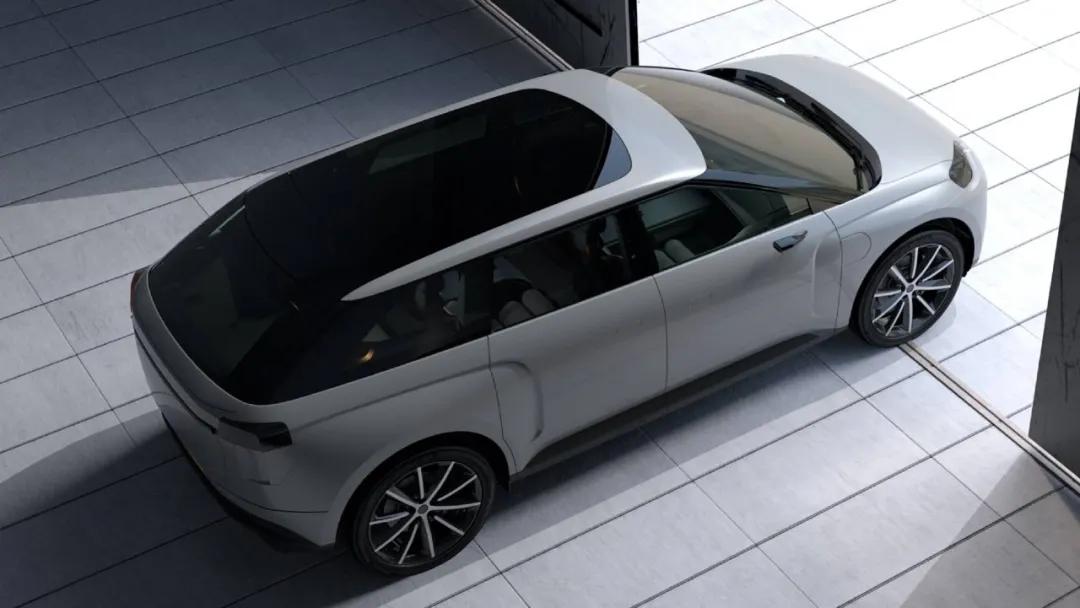 gd新联名鞋,gd同款联名香水