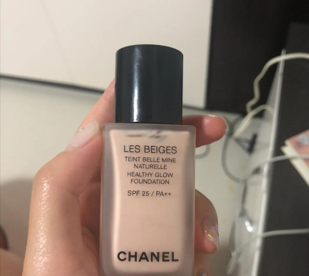 白皮肤适合阿玛尼哪款粉底液,干皮虫草和沁水粉底液测评