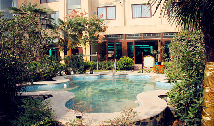 香堤湾温泉是混合浴吗,香堤湾温泉池