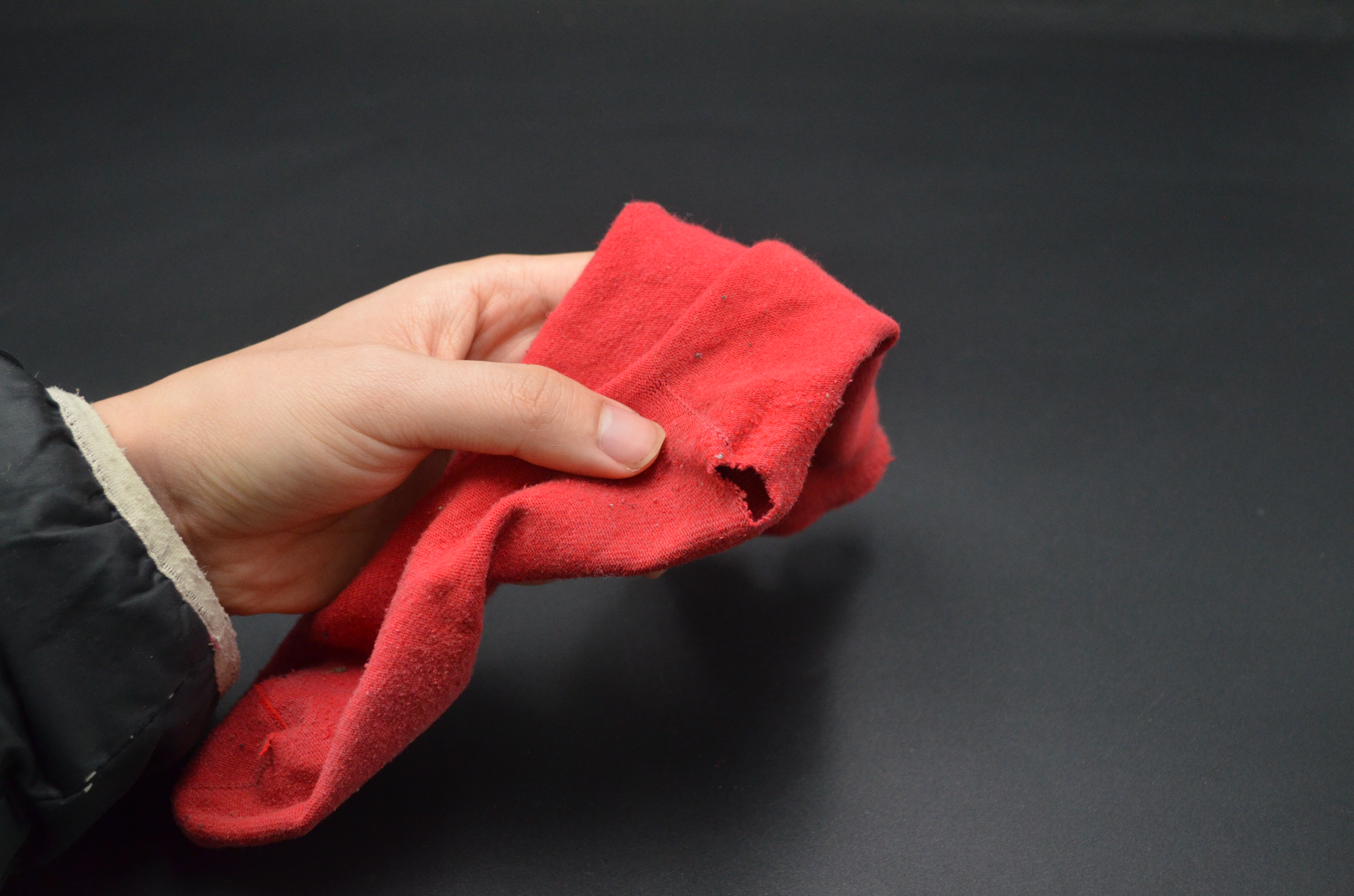 袜子破洞巧妙修补方法生活小妙招,防止袜子破洞小妙招