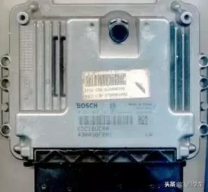 汽车漏电停两天打不着火了,车没电了搭电后一堆故障怎么消除