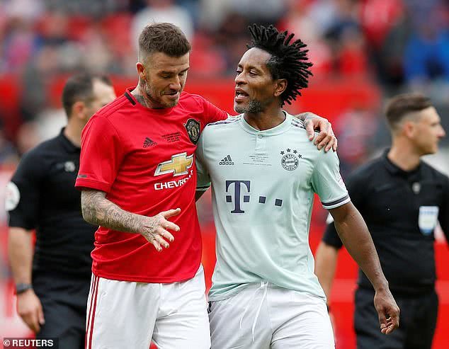 曼联7号传奇贝克汉姆任意球,重温欧冠史上的惊天大逆转